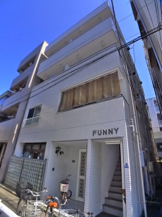 ＦＵＮＮＹマンションの物件外観写真